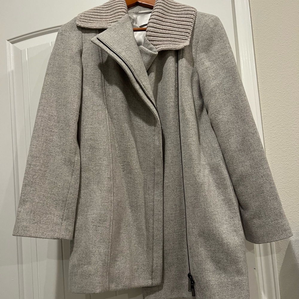 Boss Gray Trench Coat with Tailored Design